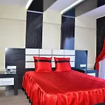 Otel Oge 2000